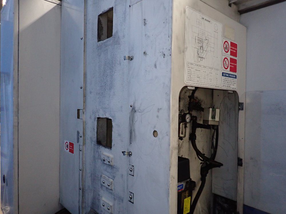 Daewoo 19 1/2" X 47" Cnc Vmc - Mynx-50