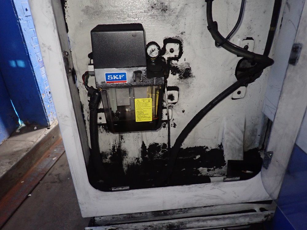 Daewoo 19 1/2" X 47" Cnc Vmc - Mynx-50