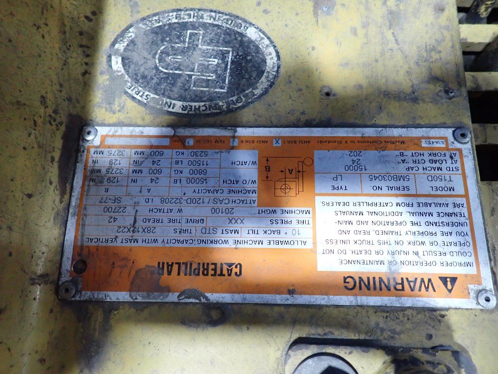 Caterpillar 15000# Propane Forklift - T150d