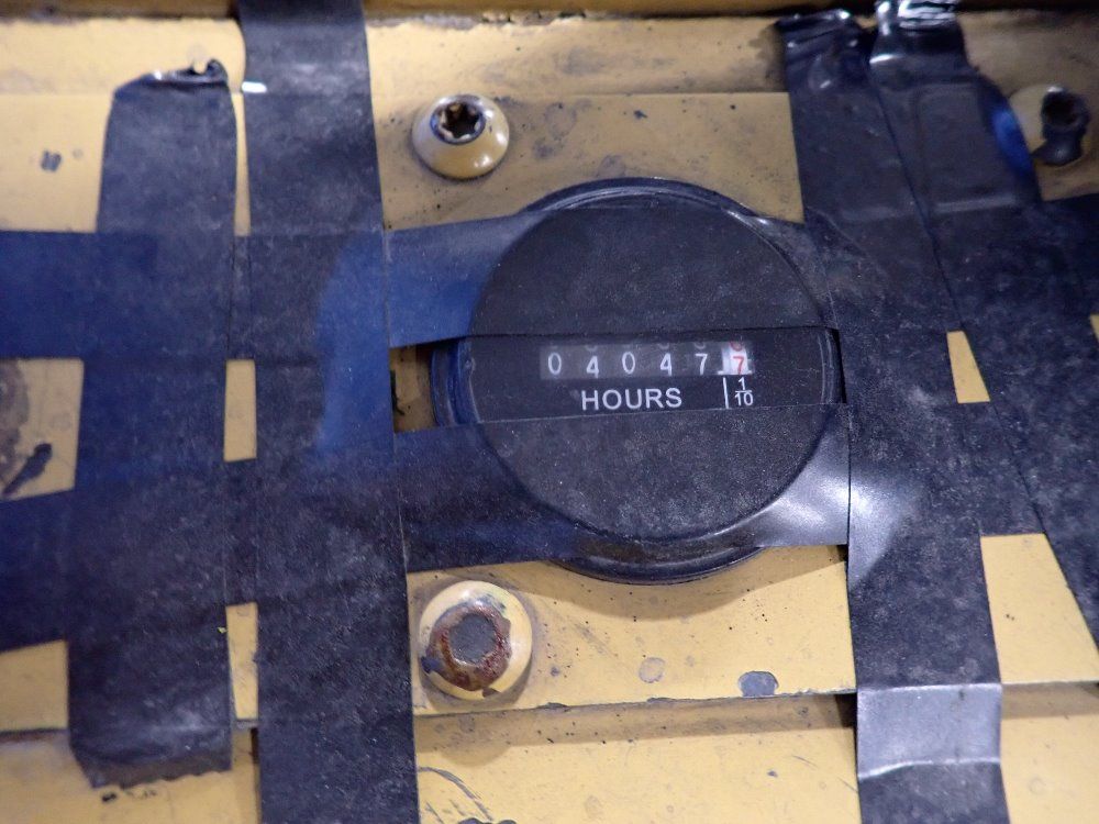 Caterpillar 15000# Propane Forklift - T150d