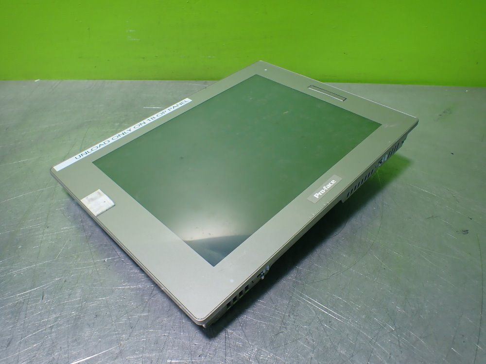 Pro-face Pfxsp5700tpd Operator Panel. Powers On To Red Status Light - Pfxsp5700tpd