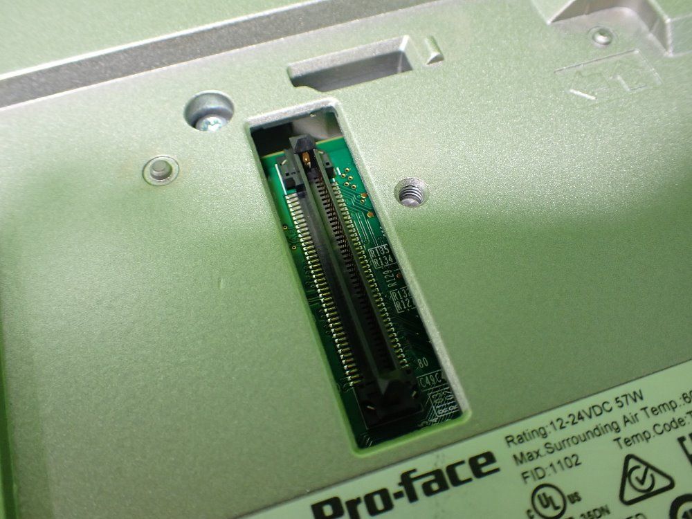 Pro-face Pfxsp5700tpd Operator Panel. Powers On To Red Status Light - Pfxsp5700tpd