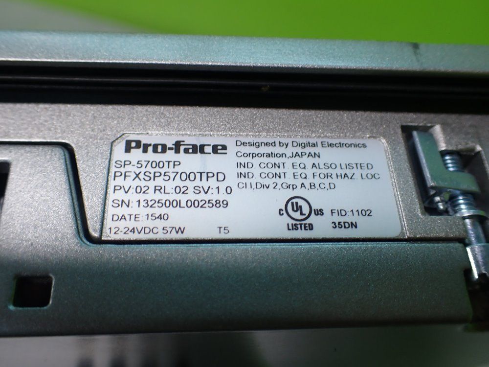 Pro-face Pfxsp5700tpd Operator Panel. Powers On To Red Status Light - Pfxsp5700tpd