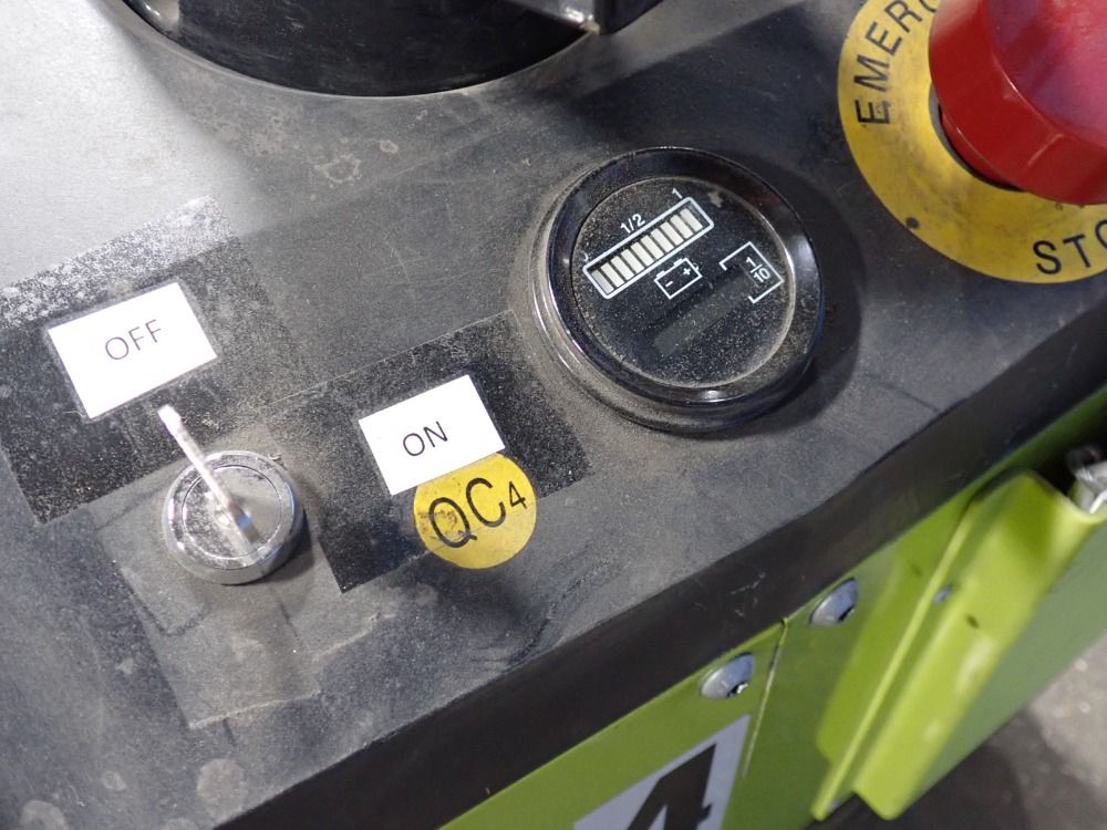 Clark 3000 Lbs Electric Pallet Jack - Ewp30