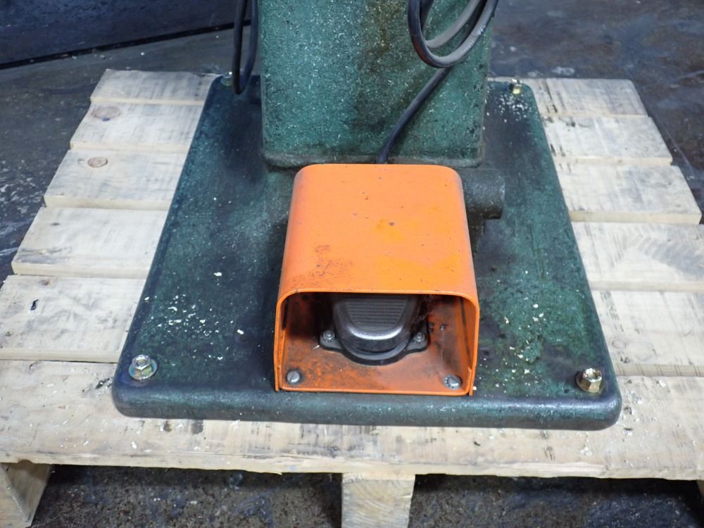 Trs/ Tubular Rivet & Stud Riveter - 81j