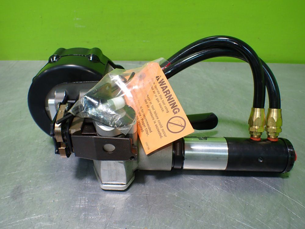 Signode 5/8" Pnsc2-58 Pneumatic Strapping Tool. 5/8" Strap Size,new In Box. - Pnsc2-58