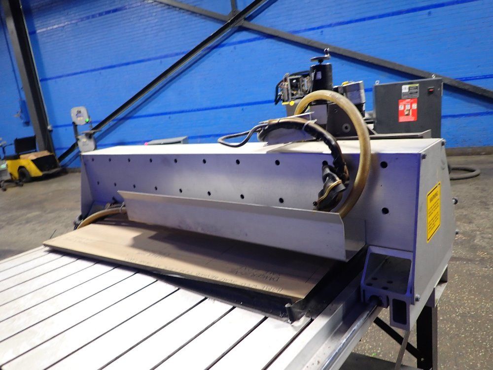 Gerber 35" X 46" Table Cutter - 200e