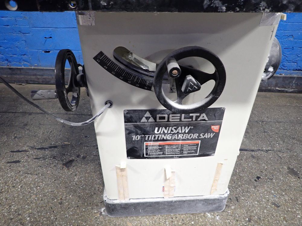 Delta 10" Table Saw - 36-815