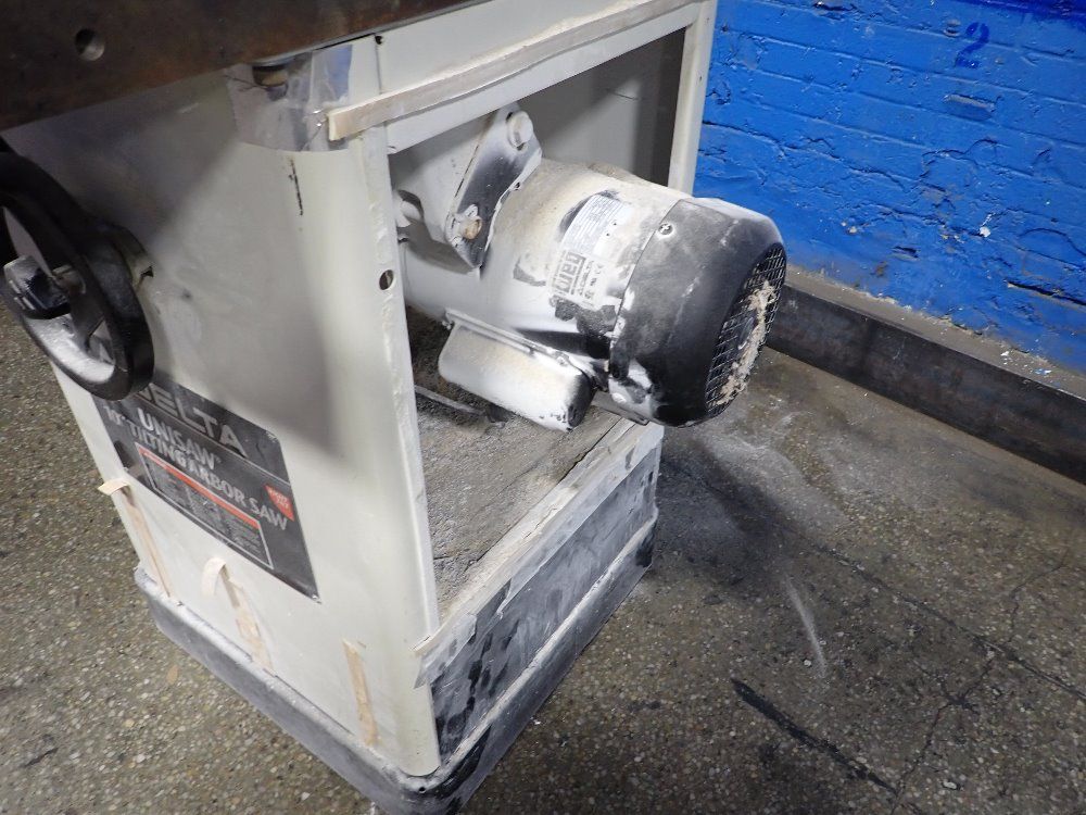 Delta 10" Table Saw - 36-815