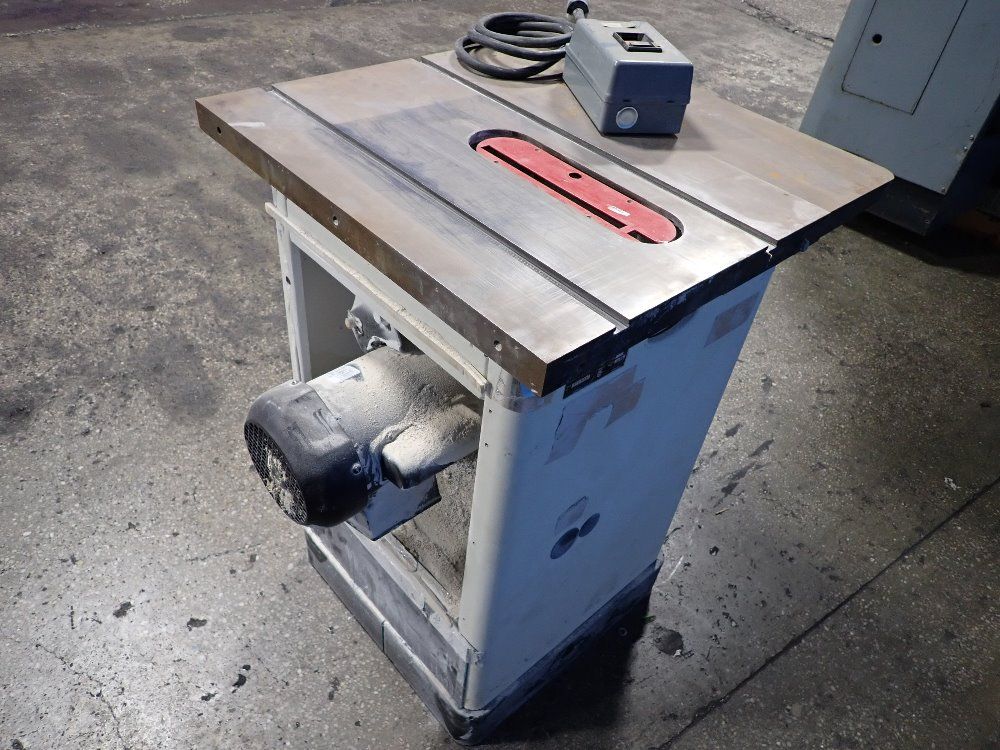 Delta 10" Table Saw - 36-815