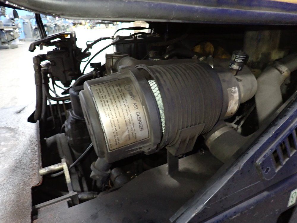 Daewoo 4450 Lbs Propane Forklift - Gc25-p