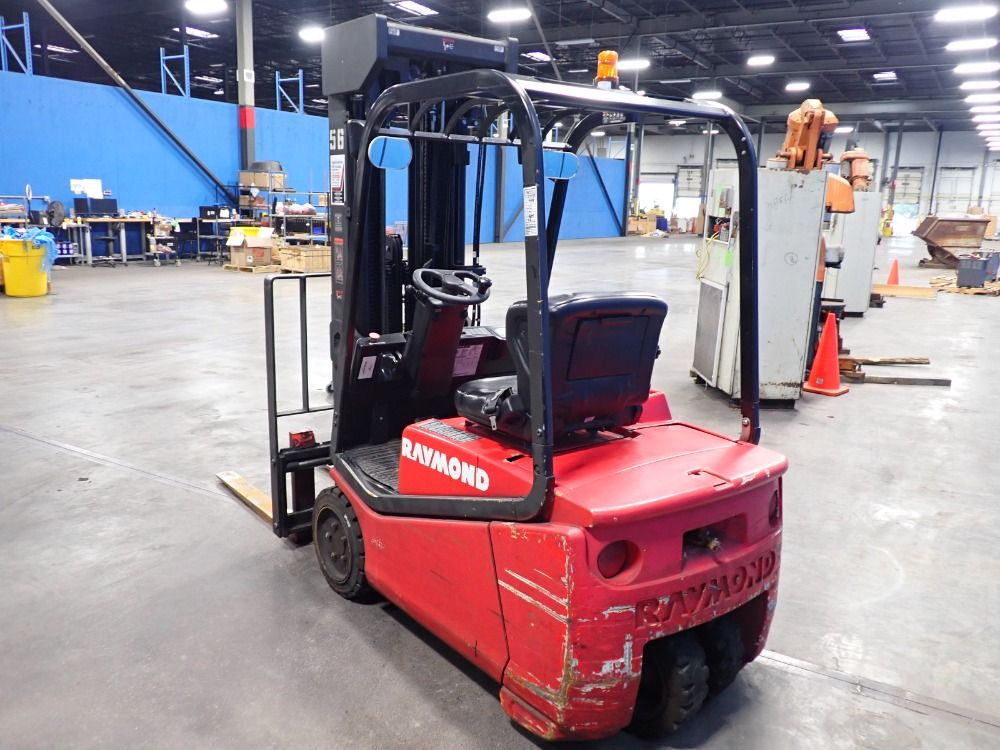 Raymond 2450 Lb Electric Forklift - 440 C30qm