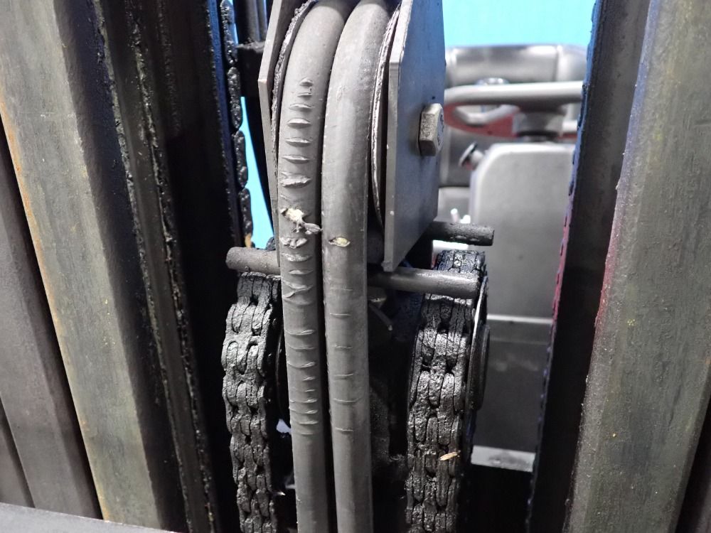 Raymond 2450 Lb Electric Forklift - 440 C30qm