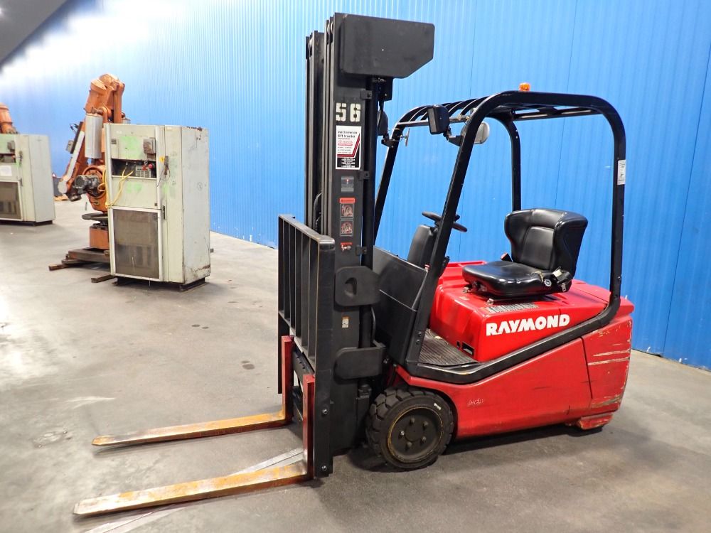Raymond 2450 Lb Electric Forklift - 440 C30qm