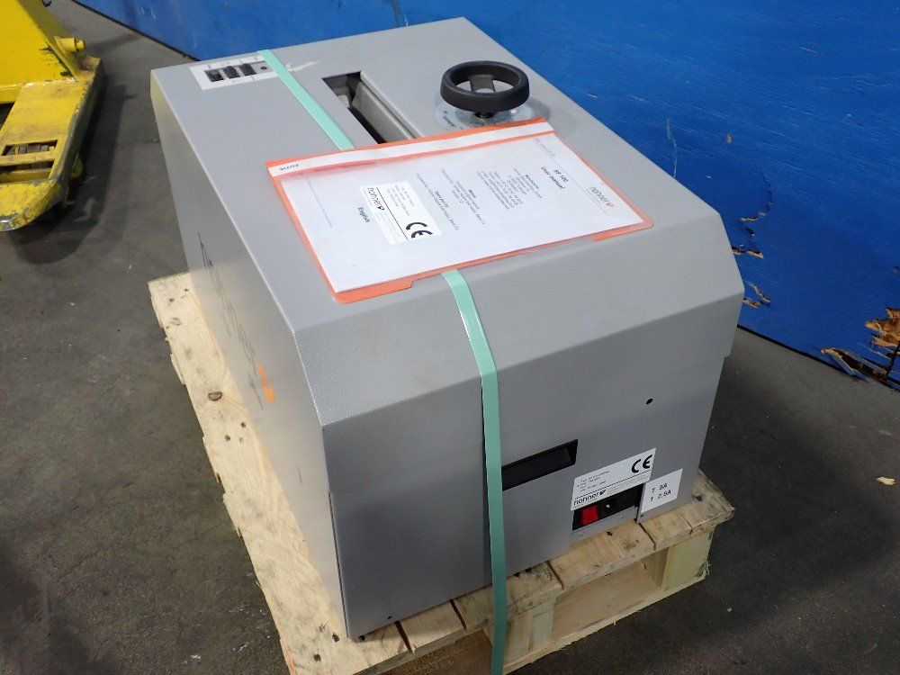 Hohner Booklet Maker - Sp 100