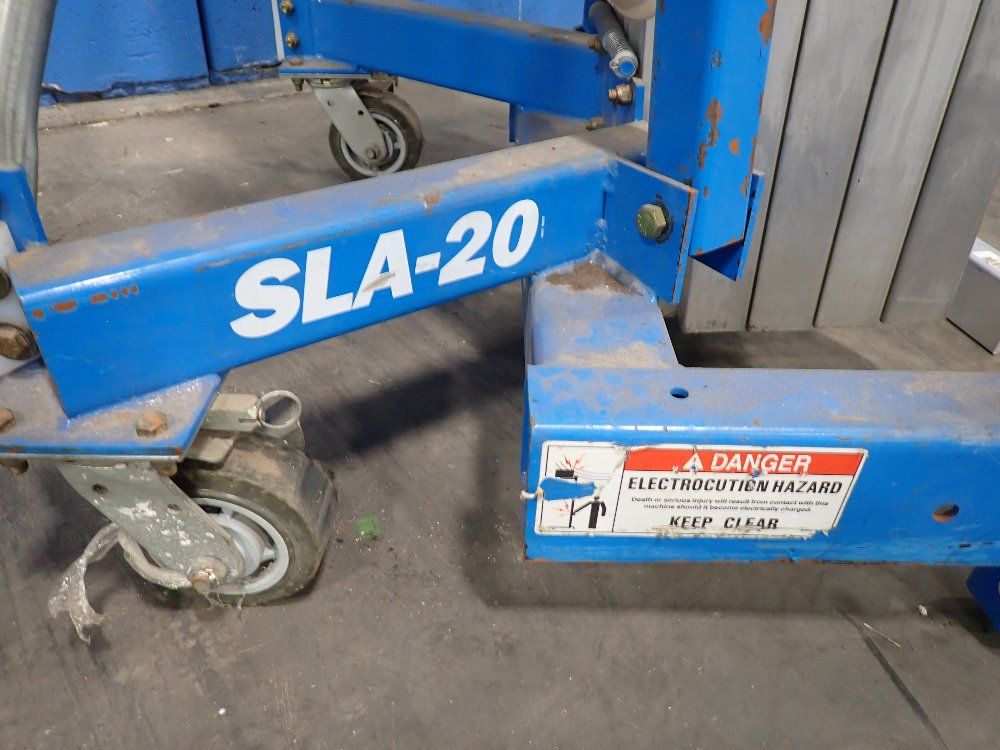 Genie 800# Material Lift - Sla-20