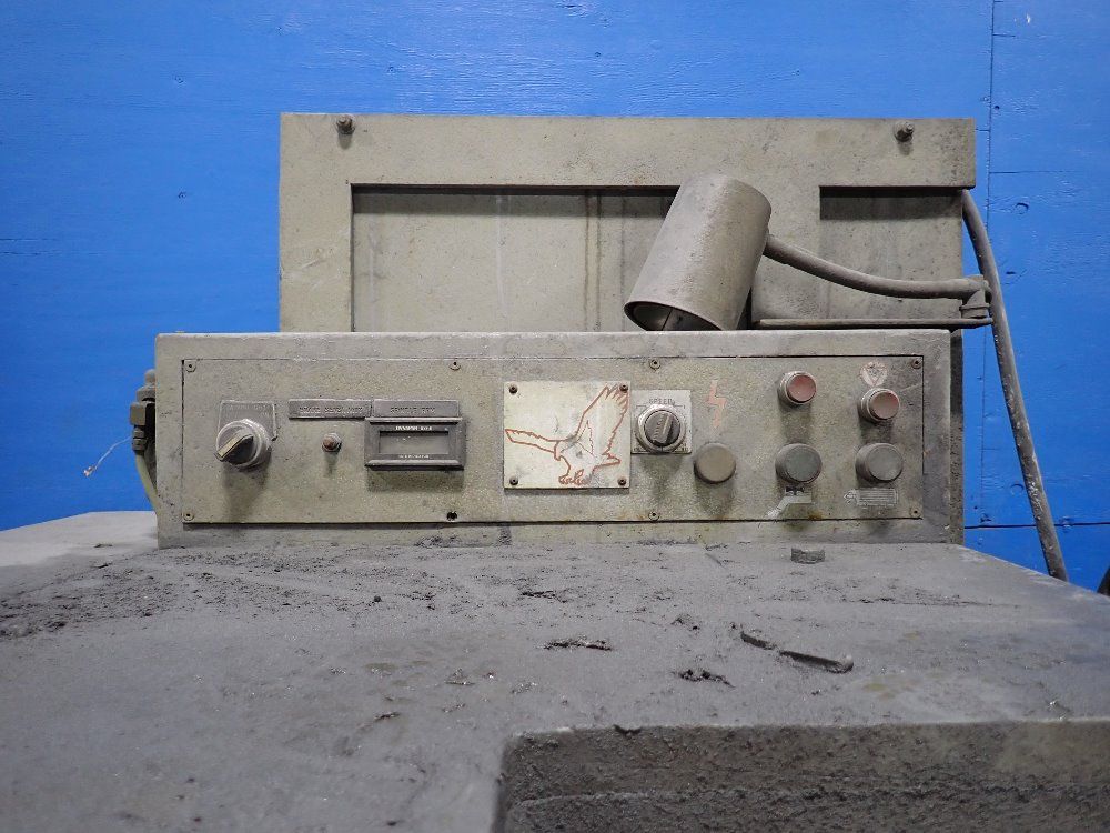 Gmi Hawk 28"/32" X 78 1/2" Gap Bed Lathe - 2820