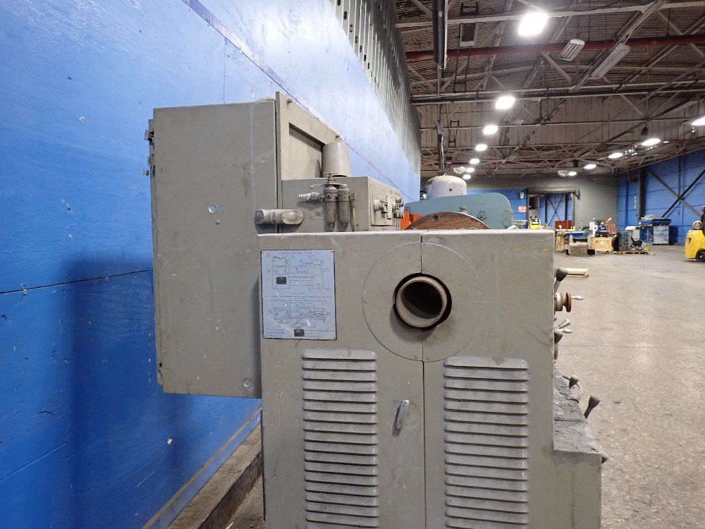 Gmi Hawk 28"/32" X 78 1/2" Gap Bed Lathe - 2820