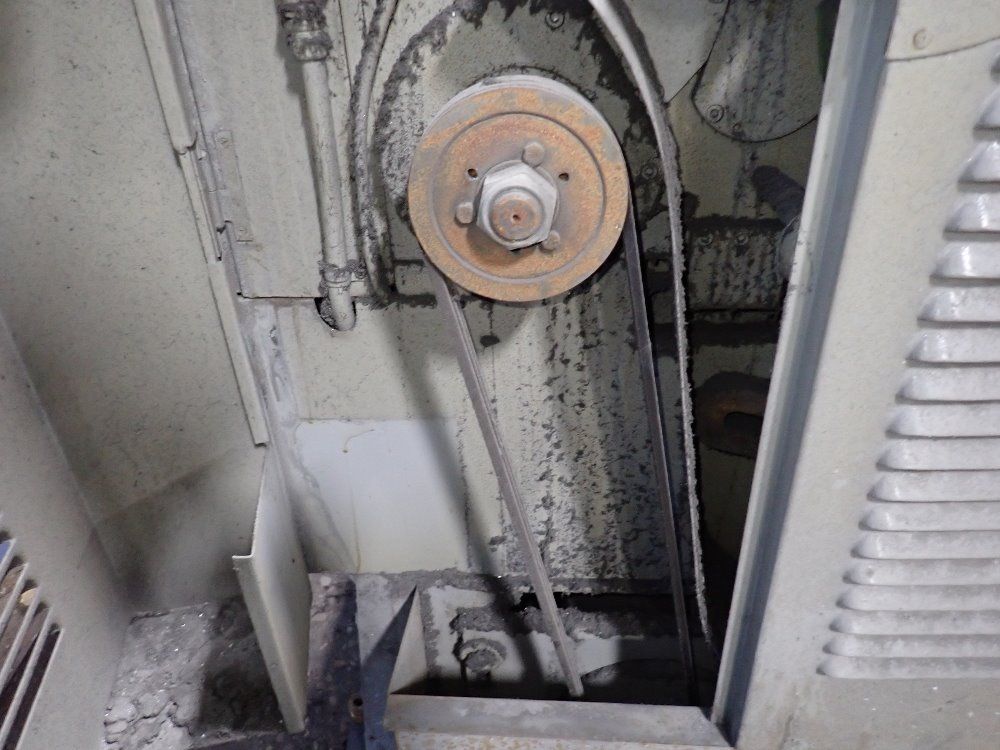 Gmi Hawk 28"/32" X 78 1/2" Gap Bed Lathe - 2820