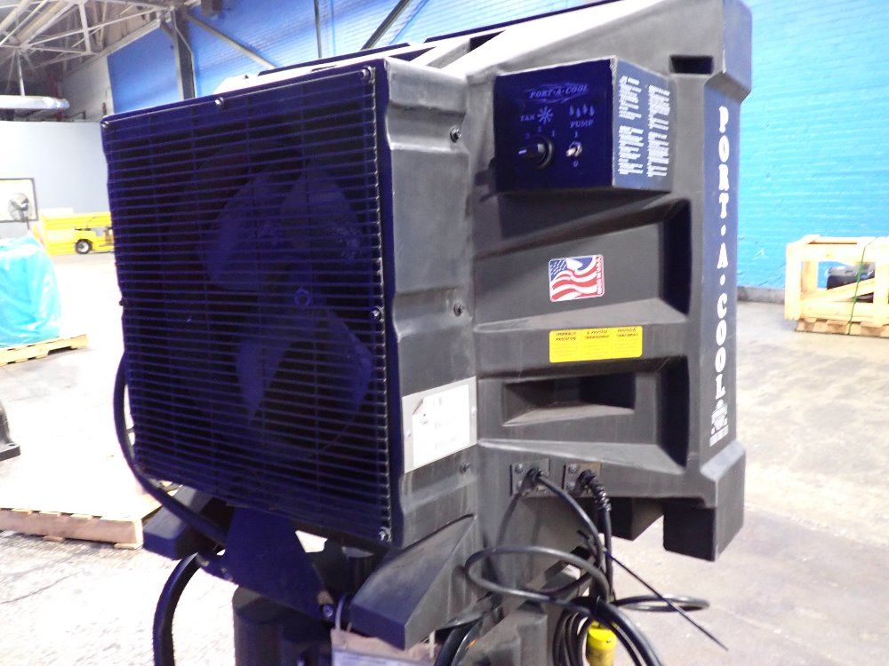General Shelters Portable Cooler