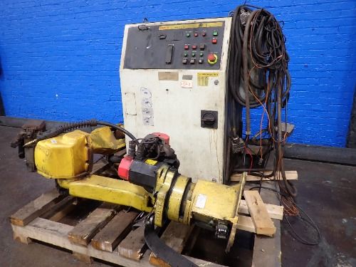 Fanuc 1995 Fanuc Arcmate 100 Welding Robot System