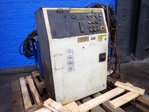Fanuc 1995 Fanuc Arcmate 100 Welding Robot System