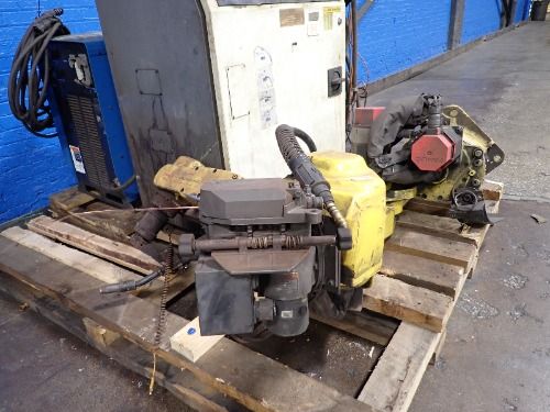 Fanuc 1995 Fanuc Arcmate 100 Welding Robot System