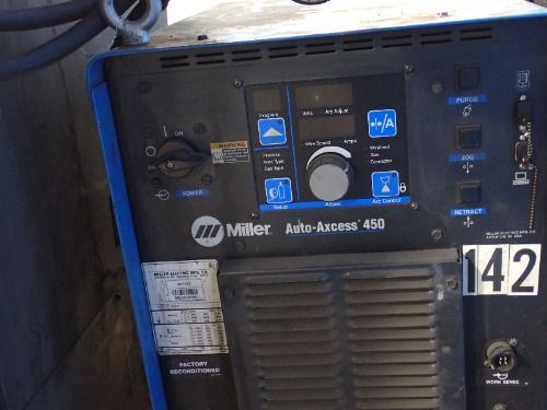 Fanuc 1995 Fanuc Arcmate 100 Welding Robot System