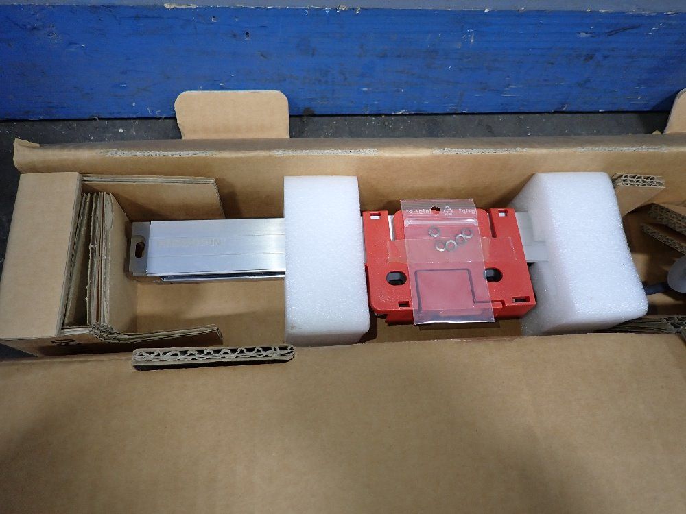 Heidenhain 170mm Linear Encoder - Ls 323