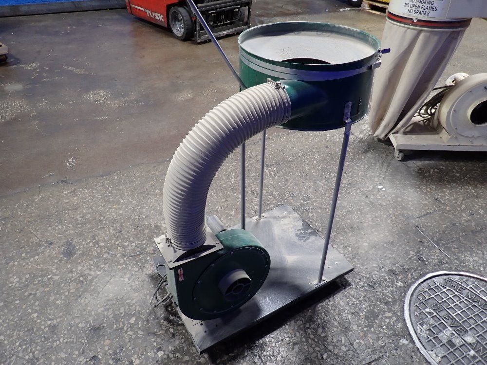 Central Machinery Dust Collector