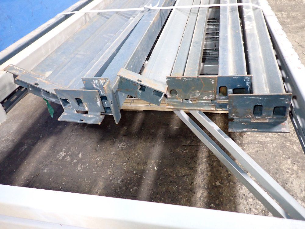 44" X 120" Pallet Racking W/wire Decking