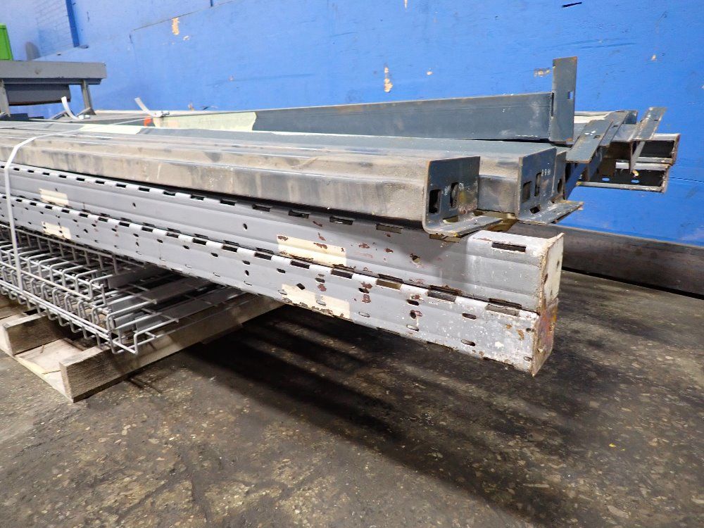 44" X 120" Pallet Racking W/wire Decking