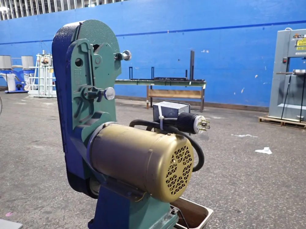 Burr King 2 1/2" Belt Sander