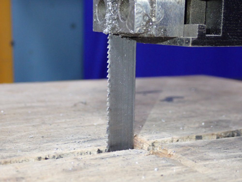 Roll-in-saw 20" Vertical Band Saw - Je1320