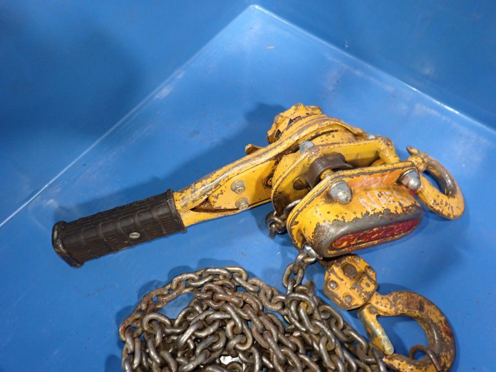 Harrington 3/4 Ton Chain Hoist