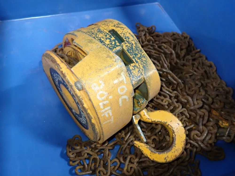 Harrington 1 Ton Chain Hoist - Cf010