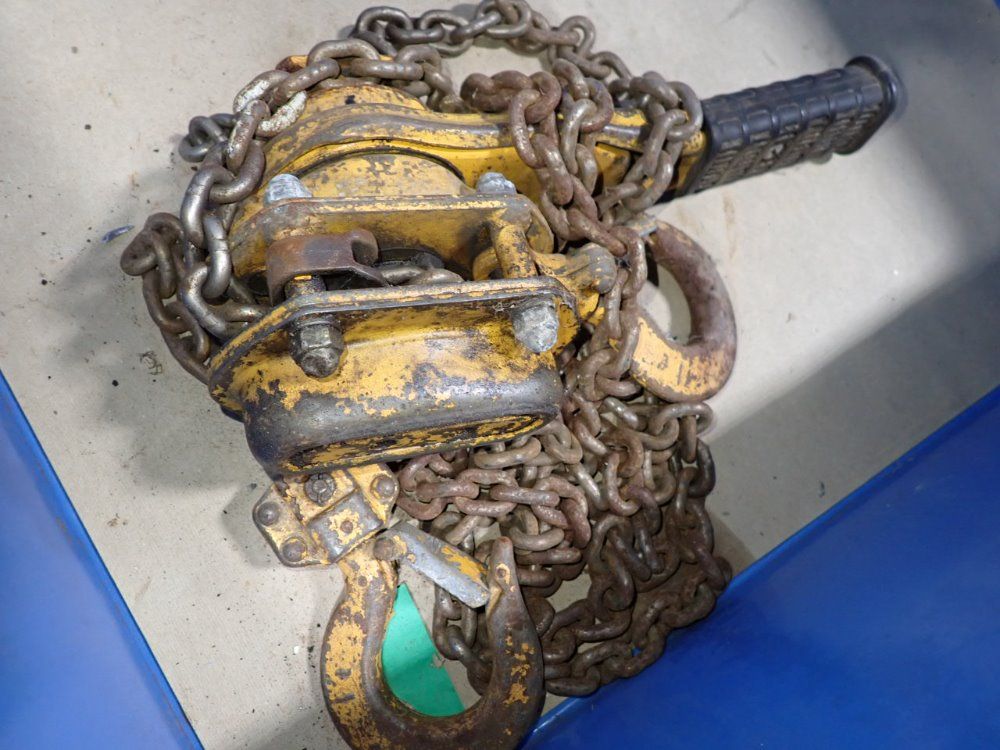 Harrington 1 Ton Chain Hoist - Lb010