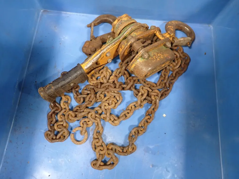 Harrington 1 1/2 Ton Chain Hoist - Lb015