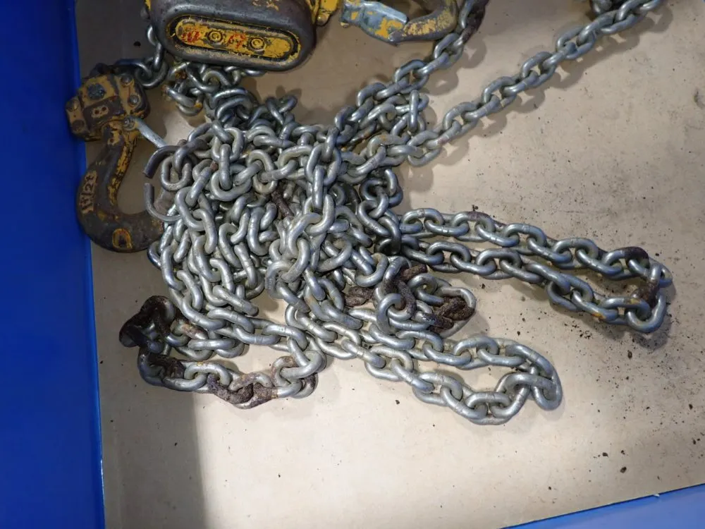 Harrington 1 1/2 Ton Chain Hoist - Lb015