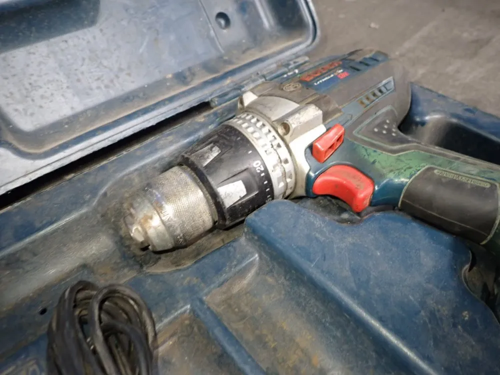 Bosch Electric Drill