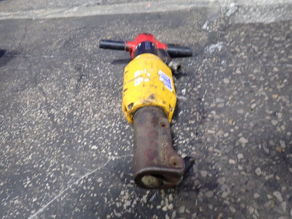 Atlas Copco Construction Tools Pneumatic Pavement Breaker - Tex P906