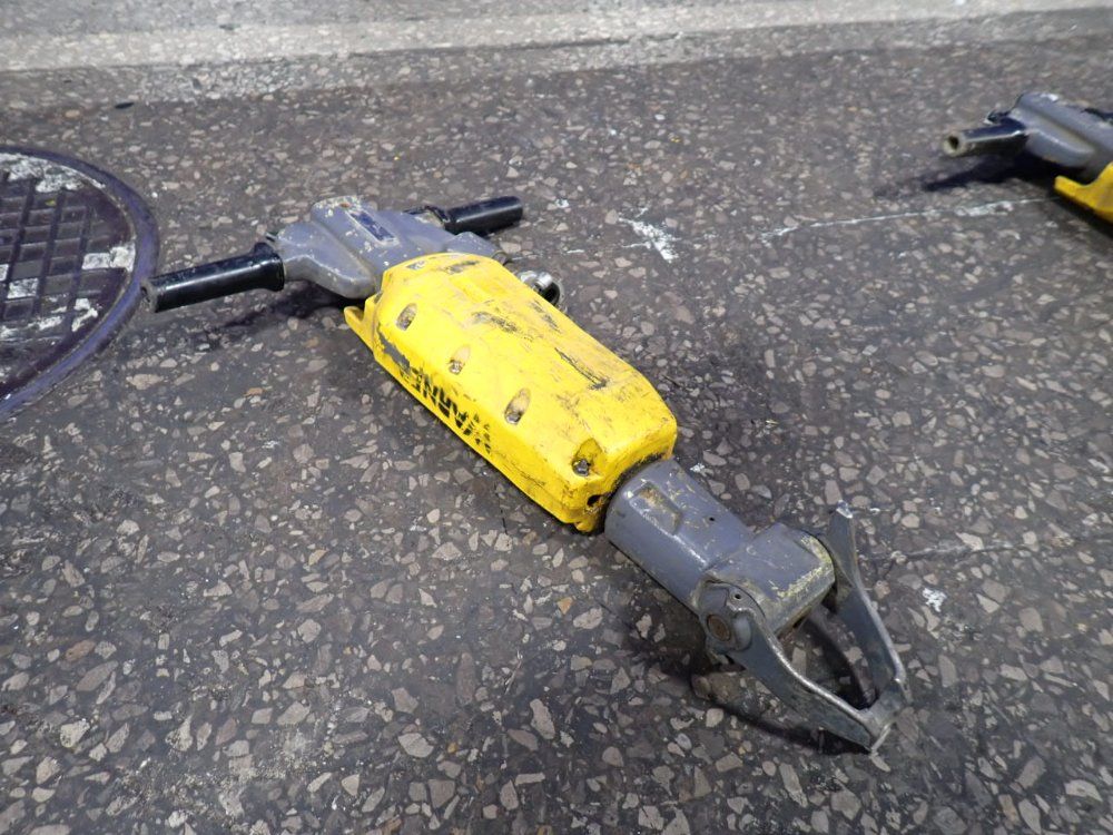 Atlas Copco Construction Tools Pneumatic Pavement Breaker - R Tex