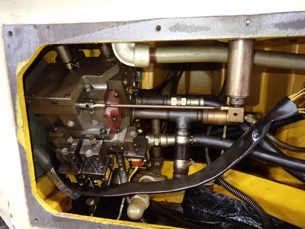 Brown & Sharpe 8" X 24" Surface Grinder - 824 Micromaster