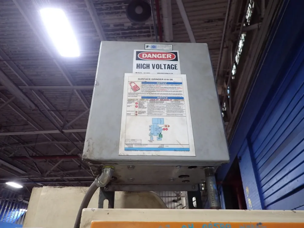 Brown & Sharpe 8" X 24" Surface Grinder - 824 Micromaster