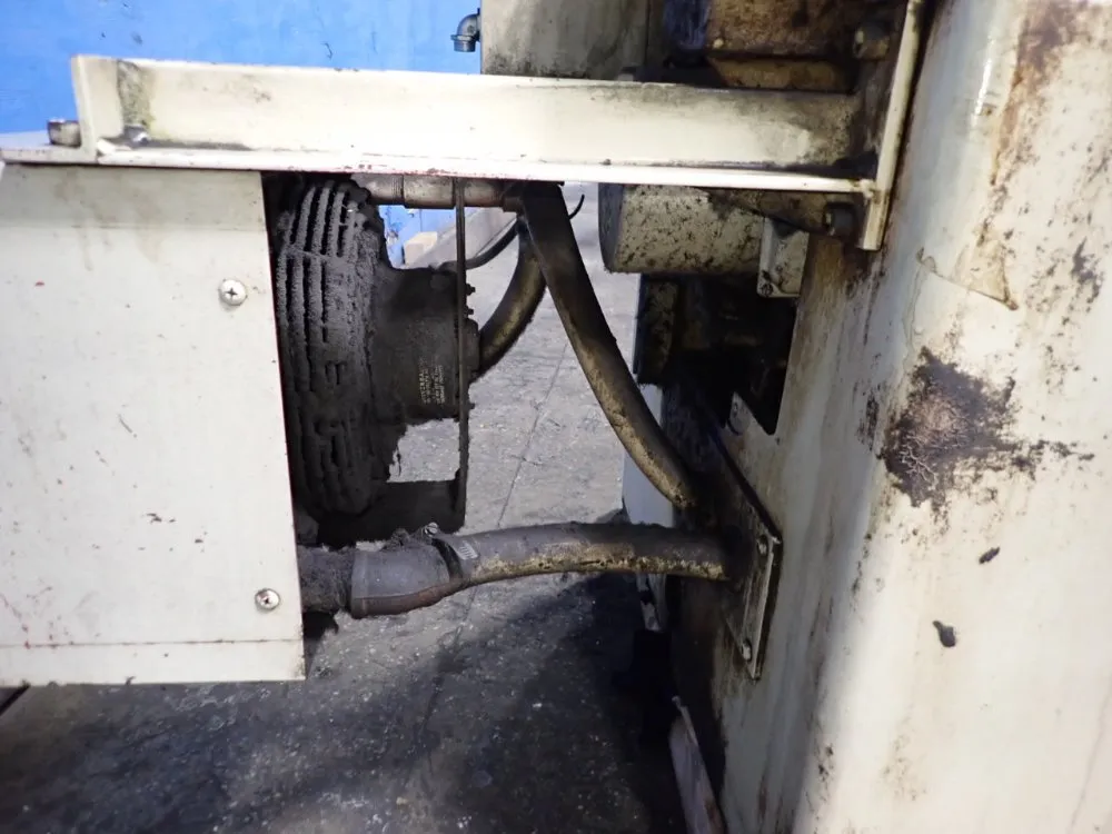 Brown & Sharpe 8" X 24" Surface Grinder - 824 Micromaster