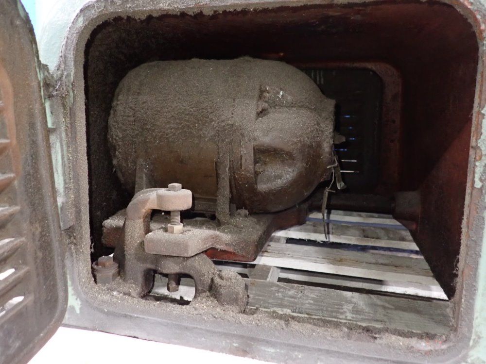 Jg Blount Company Grinder