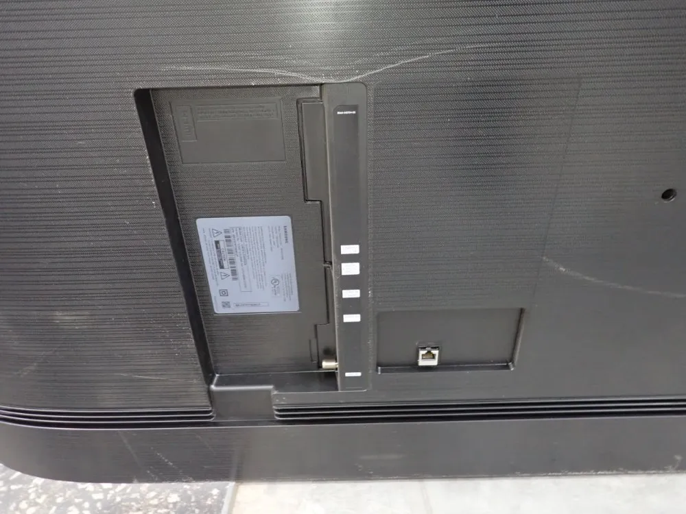 Samsung 75" Tv - Un75tu7000f