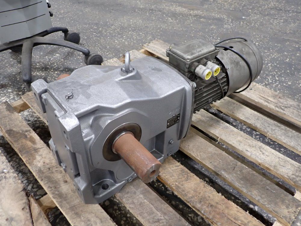 Nord Drivesystems Gear Drive - Sk9042.1lx-112mp/4 Cus