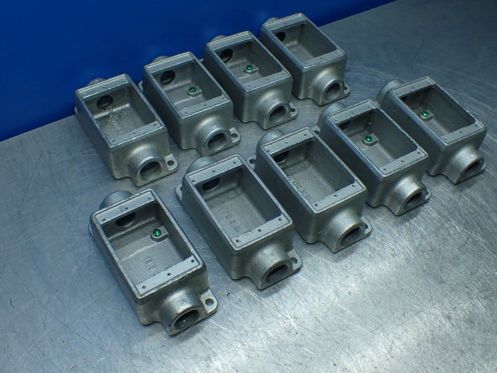 Eaton 9 Eaton Fsc2 Single Gange Boxes - Fsc2