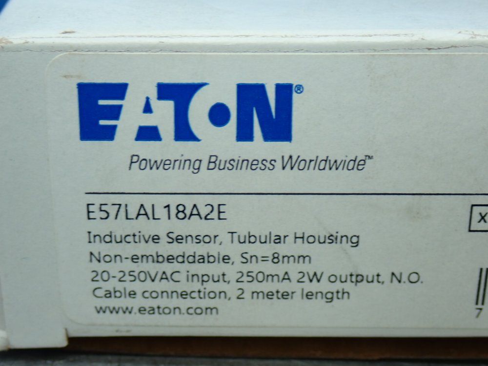 Eaton Tubular Housing Inductive Proximity Sensor. - E57lal18a2e